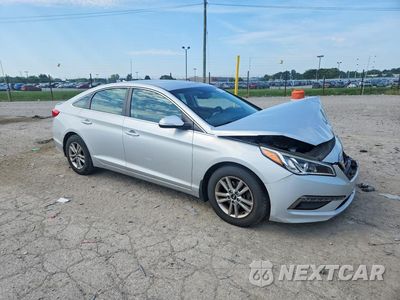 Czwarte zdjęcie samochodu z boku: 2015 HYUNDAI SONATA ECO VIN:5NPE24AAXFH171400 - miniatura