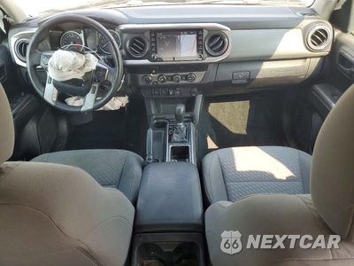Zdjęcie 8 z 12 samochodu: 2020 TOYOTA TACOMA SR5 V6 VIN:3TMCZ5AN2LM334252 - miniatura