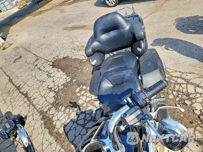 Piąte zdjęcie samochodu w środku: 2017 HARLEY-DAVIDSON FLHTK ULTRA LIMITED VIN:1HD1KED19HB684110 - miniatura