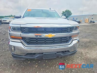 Piąte zdjęcie samochodu w środku: 2016 CHEVROLET SILVERADO K1500 LT VIN:1GCVKREC0GZ185552 - miniatura