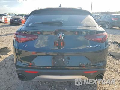Zdjęcie 6 z 13 samochodu: 2018 ALFA ROMEO STELVIO VIN:ZASFAKANXJ7B82206 - miniatura