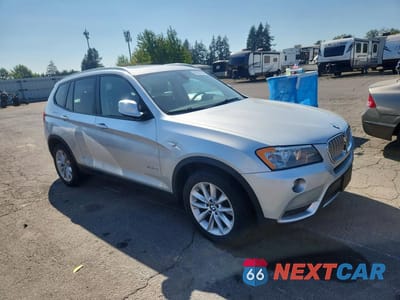 Czwarte zdjęcie samochodu z boku: 2014 BMW X3 XDRIVE28I VIN:5UXWX9C50E0D27573 - miniatura