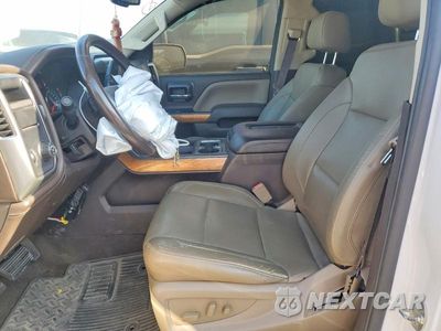Zdjęcie 7 z 12 samochodu: 2018 CHEVROLET SILVERADO C1500 LTZ VIN:3GCPCSEC5JG216637 - miniatura