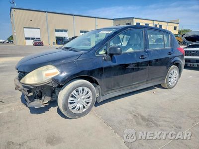 2007 NISSAN VERSA 1.8 S 3N1BC13E67L376358 - główne zdjęcie licytacji z USA - miniatura