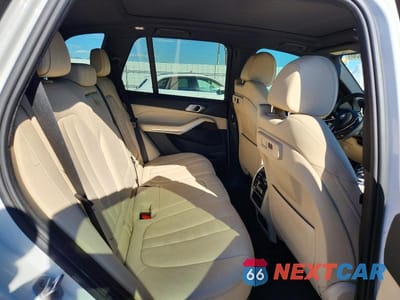 Zdjęcie 11 z 14 samochodu: 2021 BMW X5 XDRIVE45E VIN:5UXTA6C00M9D32676 - miniatura