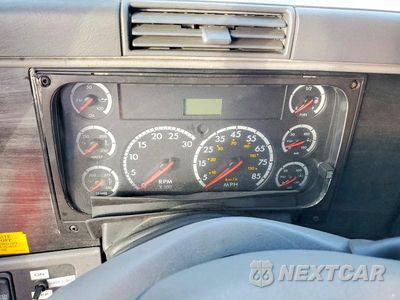 Zdjęcie 9 z 14 samochodu: 2003 FREIGHTLINER COLUMBIA 120 REFRIGERATED BOX TRUCK VIN:1FVAA5CG93LL76730 - miniatura
