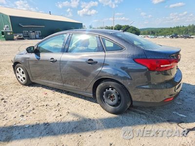 Drugie zdjęcie samochodu z przodu: 2018 FORD FOCUS S VIN:1FADP3E20JL306579 - miniatura