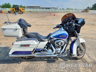 2010 HARLEY-DAVIDSON FLHX 1HD1KB413AB648384 - główne zdjęcie licytacji z USA - miniatura
