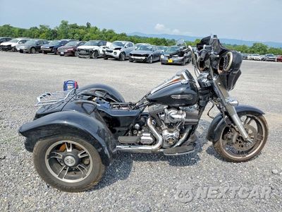 2016 HARLEY-DAVIDSON FLRT FREE WHEELER 1HD1MCM10GB859583 - główne zdjęcie licytacji z USA - miniatura