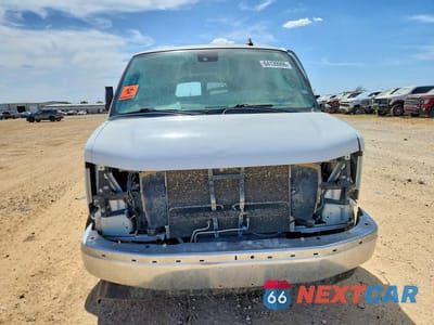 Piąte zdjęcie samochodu w środku: 2019 CHEVROLET EXPRESS G3500 LT VIN:1GAZGPFG9K1220257 - miniatura