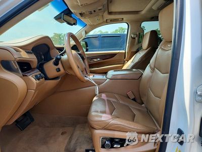 Zdjęcie 7 z 13 samochodu: 2016 CADILLAC ESCALADE PLATINUM VIN:1GYS4DKJ8GR266408 - miniatura
