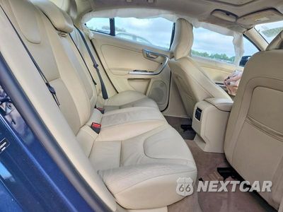 Zdjęcie 10 z 12 samochodu: 2014 VOLVO S60 T5 VIN:YV1612FS8E2281501 - miniatura