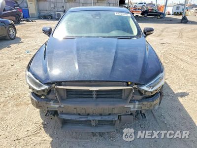 Piąte zdjęcie samochodu w środku: 2019 FORD FUSION TITANIUM VIN:3FA6P0SU8KR148931 - miniatura
