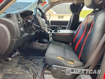 Zdjęcie 7 z 12 samochodu: 2011 CHEVROLET SILVERADO K1500 LT VIN:1GCRKSE34BZ102187 - miniatura