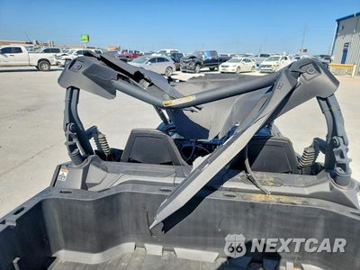 Zdjęcie 9 z 10 samochodu: 2025 CAN-AM COMMANDER UTILITY VEHICLE VIN:3JBAKAJ40SE000731 - miniatura