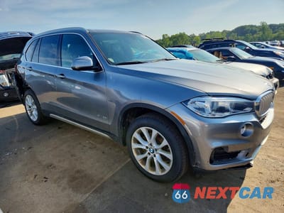 Czwarte zdjęcie samochodu z boku: 2018 BMW X5 XDRIVE35I VIN:5UXKR0C57J0X94629 - miniatura