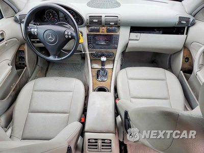 Zdjęcie 8 z 12 samochodu: 2007 MERCEDES-BENZ C 230 VIN:WDBRF52H97F935643 - miniatura