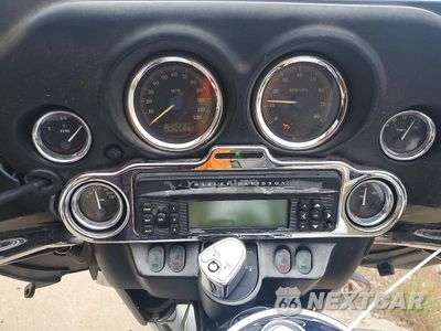 Zdjęcie 7 z 9 samochodu: 2008 HARLEY-DAVIDSON FLHTCUI VIN:1HD1FC4128Y607018 - miniatura