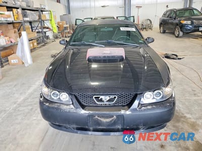 Piąte zdjęcie samochodu w środku: 2002 FORD MUSTANG GT VIN:1FAFP42X32F182273 - miniatura
