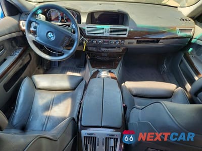 Zdjęcie 8 z 12 samochodu: 2008 BMW 750 LI VIN:WBAHN83568DT84619 - miniatura
