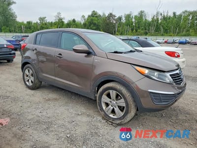 Czwarte zdjęcie samochodu z boku: 2013 KIA SPORTAGE LX VIN:KNDPBCA23D7517221 - miniatura
