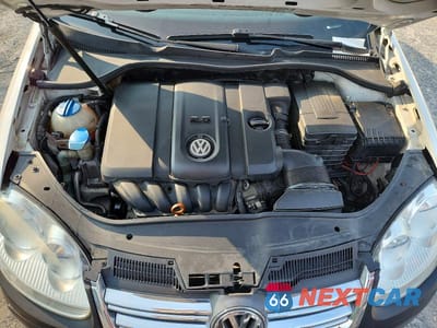 Zdjęcie 11 z 12 samochodu: 2010 VOLKSWAGEN JETTA SE VIN:3VWRZ7AJ4AM051798 - miniatura