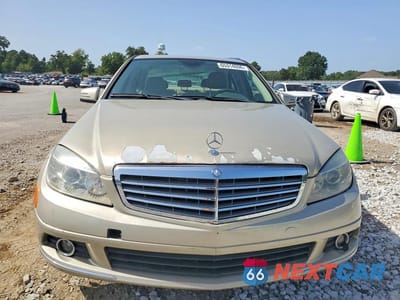Piąte zdjęcie samochodu w środku: 2011 MERCEDES-BENZ C 300 VIN:WDDGF5EB0BA471038 - miniatura