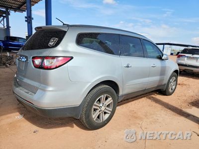 Trzecie zdjęcie samochodu z tyłu: 2017 CHEVROLET TRAVERSE LT VIN:1GNKRGKD2HJ252577 - miniatura