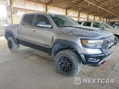 Czwarte zdjęcie samochodu z boku: 2022 RAM 1500 TRX VIN:1C6SRFU9XNN252821 - miniatura