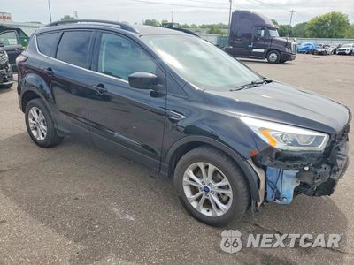 Czwarte zdjęcie samochodu z boku: 2017 FORD ESCAPE SE VIN:1FMCU9G9XHUB80694 - miniatura