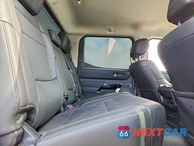 Zdjęcie 10 z 12 samochodu: 2022 TOYOTA TUNDRA CREWMAX LIMITED VIN:5TFJA5EC6NX001234 - miniatura