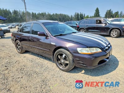 Czwarte zdjęcie samochodu z boku: 1999 HONDA ACCORD EX VIN:1HGCG1658XA013280 - miniatura