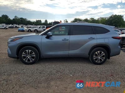 Zdjęcie 13 z 14 samochodu: 2024 TOYOTA HIGHLANDER XLE VIN:5TDKDRBH8RS534300 - miniatura