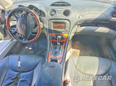 Zdjęcie 8 z 12 samochodu: 2005 MERCEDES-BENZ SL 500 VIN:WDBSK75F05F103723 - miniatura