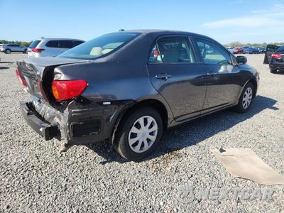 Trzecie zdjęcie samochodu z tyłu: 2010 TOYOTA COROLLA LE VIN:JTDBU4EE9AJ062145 - miniatura