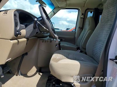 Zdjęcie 7 z 12 samochodu: 2003 FORD ECONOLINE E150 WAGON VIN:1FMRE11L43HB32168 - miniatura