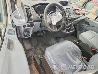 Zdjęcie 8 z 13 samochodu: 2019 FORD TRANSIT 150 DELIVERY VAN VIN:1FTYE2CM1KKB51385 - miniatura