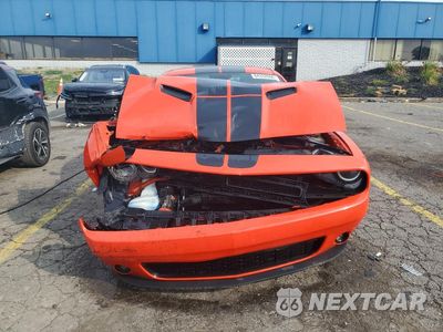 Piąte zdjęcie samochodu w środku: 2017 DODGE CHALLENGER SXT VIN:2C3CDZAG7HH594616 - miniatura