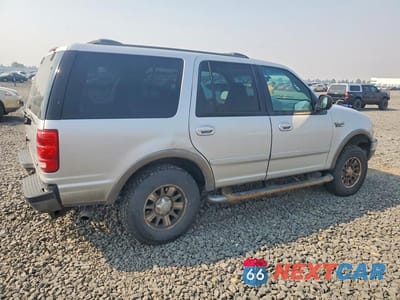 Trzecie zdjęcie samochodu z tyłu: 2002 FORD EXPEDITION XLT VIN:1FMFU16L22LA84616 - miniatura