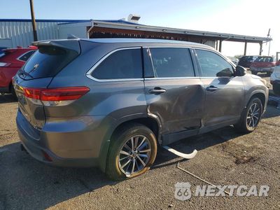 Trzecie zdjęcie samochodu z tyłu: 2019 TOYOTA HIGHLANDER XLE VIN:5TDJZRFH9KS989718 - miniatura