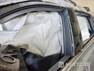 Zdjęcie 10 z 12 samochodu: 2022 TOYOTA HIGHLANDER HYBRID XLE VIN:5TDGBRCH1NS549919 - miniatura