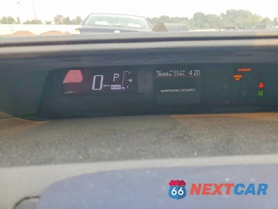 Zdjęcie 9 z 13 samochodu: 2017 TOYOTA PRIUS C TWO VIN:JTDKDTB32H1597552 - miniatura