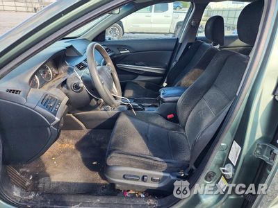 Zdjęcie 7 z 12 samochodu: 2009 HONDA ACCORD EX VIN:1HGCP26759A187446 - miniatura