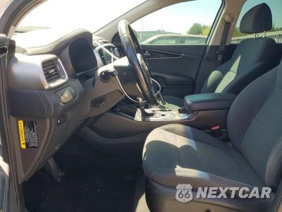 Zdjęcie 7 z 13 samochodu: 2018 KIA SORENTO LX VIN:5XYPG4A33JG387360 - miniatura