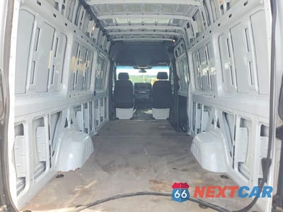 Zdjęcie 10 z 13 samochodu: 2021 MERCEDES-BENZ SPRINTER 2500 DELIVERY VAN VIN:W1Y40CHY3MT060920 - miniatura