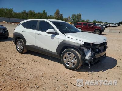 Czwarte zdjęcie samochodu z boku: 2026 HYUNDAI KONA SE VIN:KM8HA3AB6TU481799 - miniatura