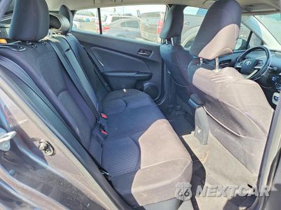 Zdjęcie 10 z 12 samochodu: 2017 TOYOTA PRIUS THREE VIN:JTDKARFU0H3544870 - miniatura