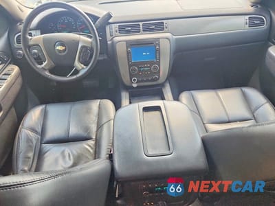 Zdjęcie 8 z 12 samochodu: 2010 CHEVROLET TAHOE K1500 LT VIN:1GNUKBE05AR122065 - miniatura