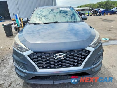 Piąte zdjęcie samochodu w środku: 2019 HYUNDAI TUCSON SE VIN:KM8J23A47KU053299 - miniatura