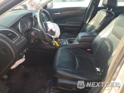 Zdjęcie 7 z 13 samochodu: 2018 CHRYSLER 300 LIMITED VIN:2C3CCAKG1JH300376 - miniatura